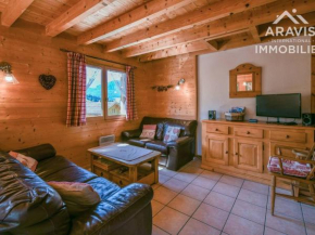 Demi chalet 8 pers, 4 chambres, garage, wifi, ski bus proche - FR-1-391-45